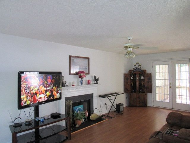 501 Three Meadows Rd, Fuquay Varina, NC 27526