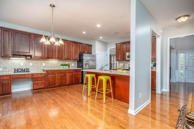 5010 Isabella Cannon Dr, Raleigh, NC 27612