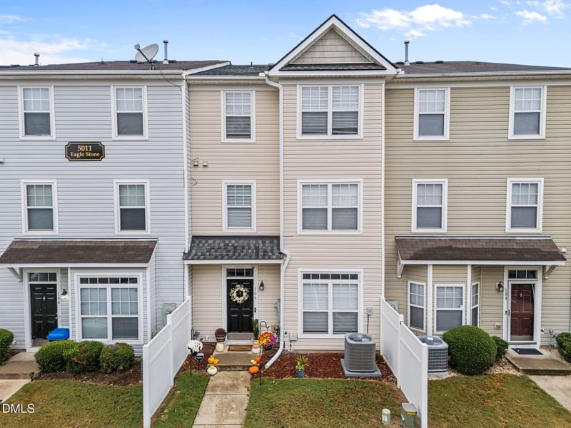 5011 Eagle Stone Ln #106, Raleigh, NC 27610
