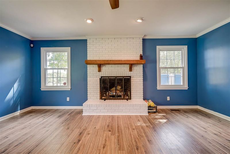 5011 Mandel Rd, Durham, NC 27712