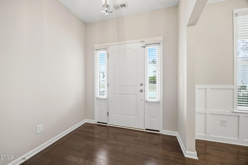 5011 Peachtree Town Ln, Knightdale, NC 27545