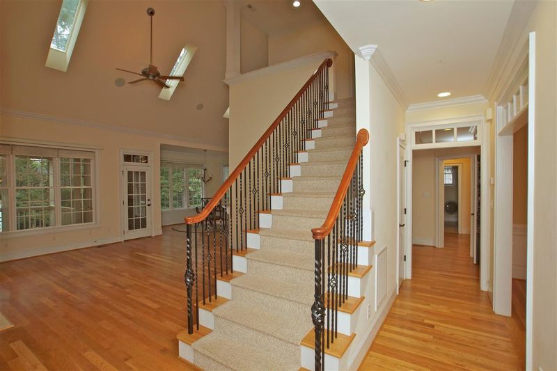 5011 Sears Farm Rd, Cary, NC 27519