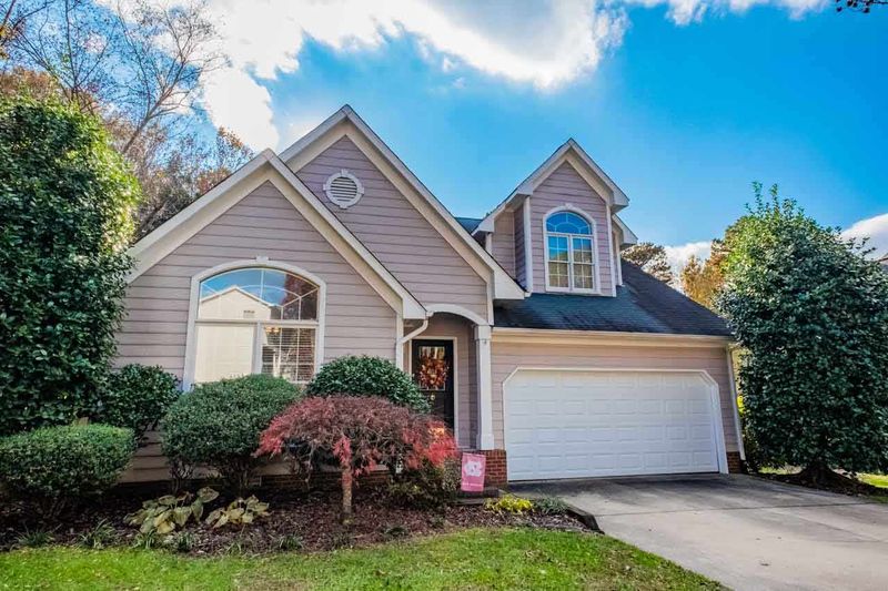 5012 Rolling Meadows Dr, Durham, NC 27703