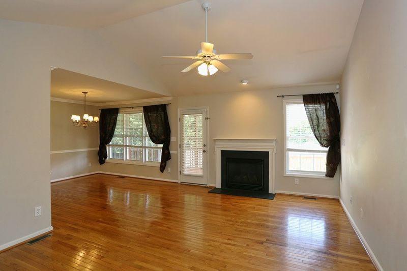 5012 Stardust Dr, Durham, NC 27712