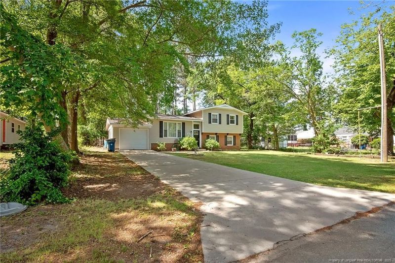5013 Ashton Rd, Fayetteville, NC 28304