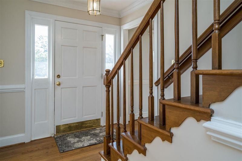 5013 Fielding Dr, Raleigh, NC 27606