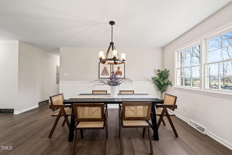 5013 Green Oak Dr, Durham, NC 27712