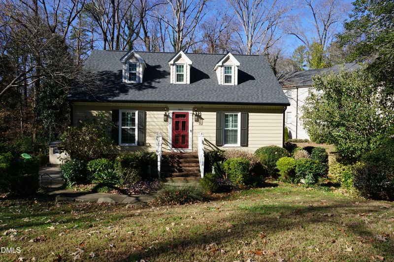 5013 Hollyridge Dr, Raleigh, NC 27612