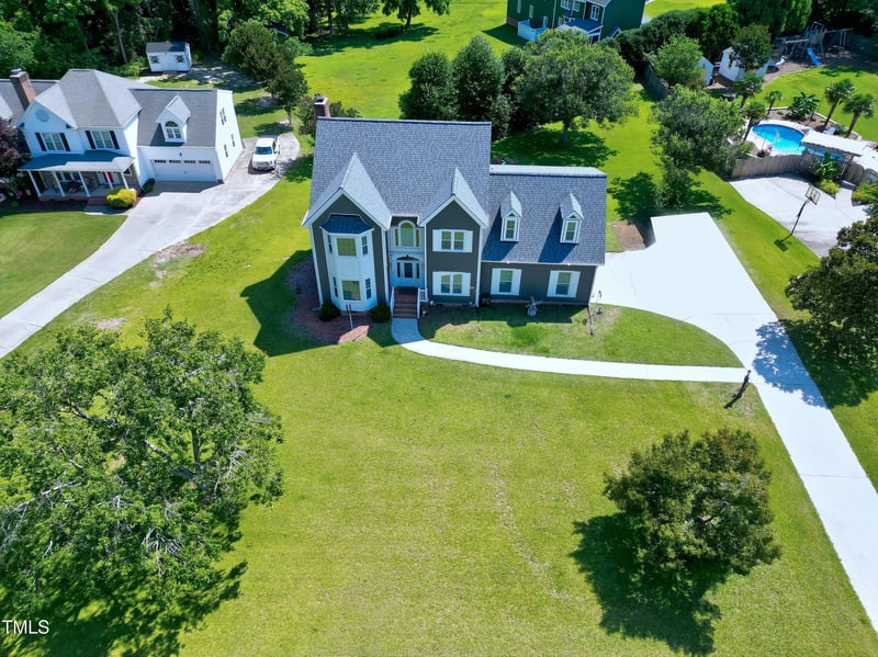 5013 Wheatridge Dr, Fuquay Varina, NC 27526