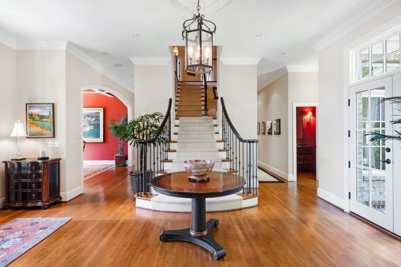 50130 Manly, Chapel Hill, NC 27517