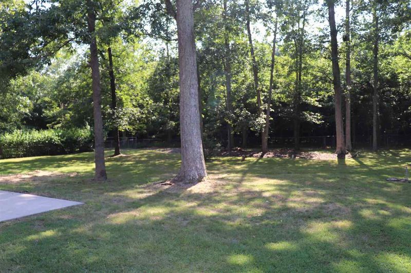 5015 Autumn Dr, Durham, NC 27712