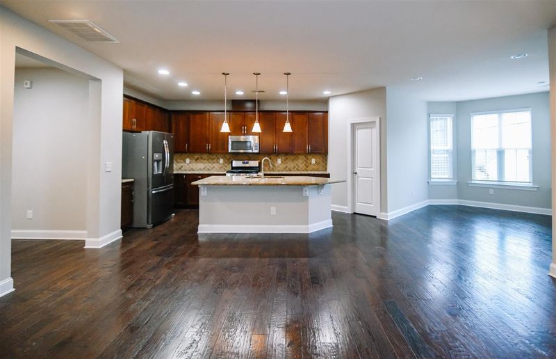 5015 Blue Jack Oak Dr, Cary, NC 27519