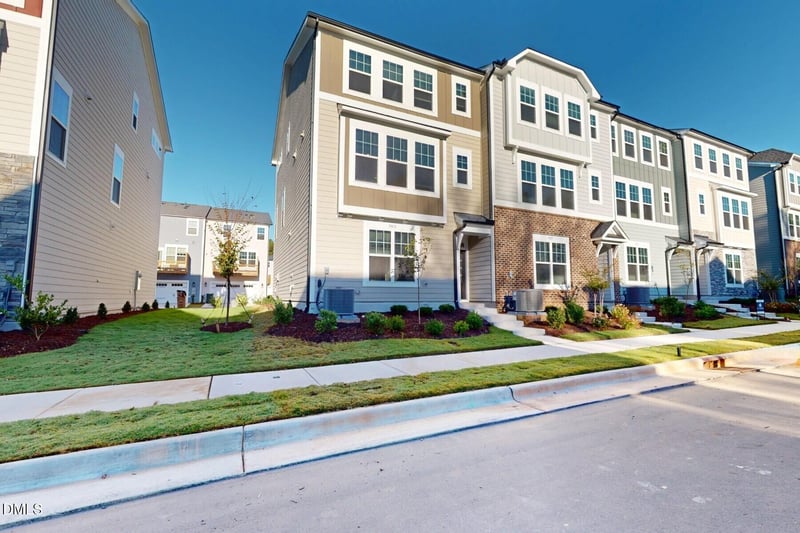 5015 Jowett's Walk Dr #35, Cary, NC 27519