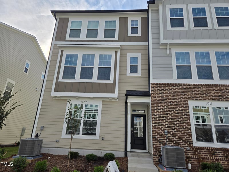 5015 Jowettes Walk Dr #35, Cary, NC 27519
