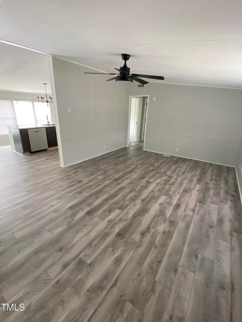 5015 Starbeam Dr, Fayetteville, NC 28306