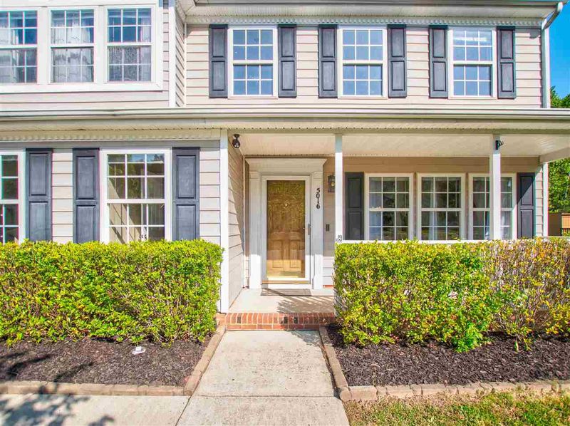 5016 Bridgewood Dr, Durham, NC 27713