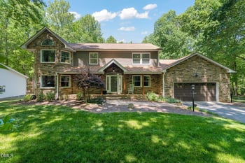 5016 Elkwood Ct, Raleigh, NC 27613
