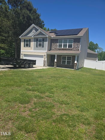 5016 Gailardia Dr, Zebulon, NC 27597