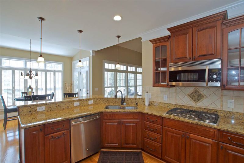 5016 Sears Farm Rd, Cary, NC 27519
