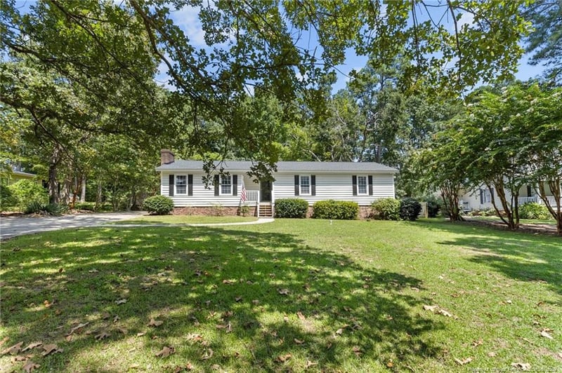 5016 Simpson Dr, Sanford, NC 27330