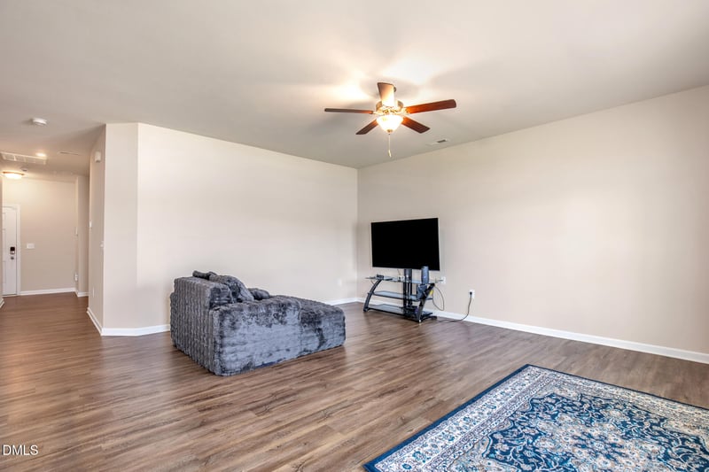 5016 Tyndall Dr, Sanford, NC 27330