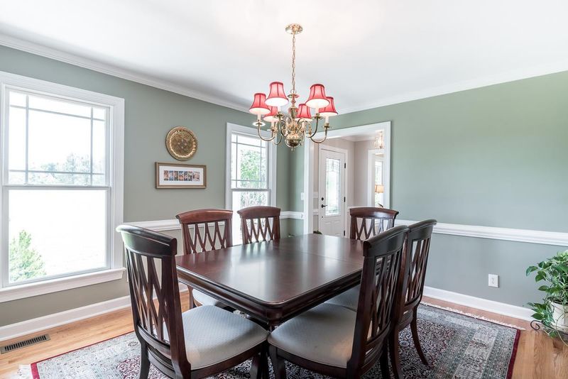 5017 Holly Forest Dr, Raleigh, NC 27616