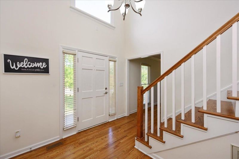 5017 Parkmore Dr, Holly Springs, NC 27540