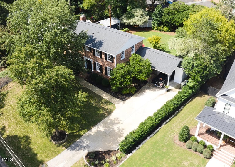 5017 Sandlewood Dr, Raleigh, NC 27609