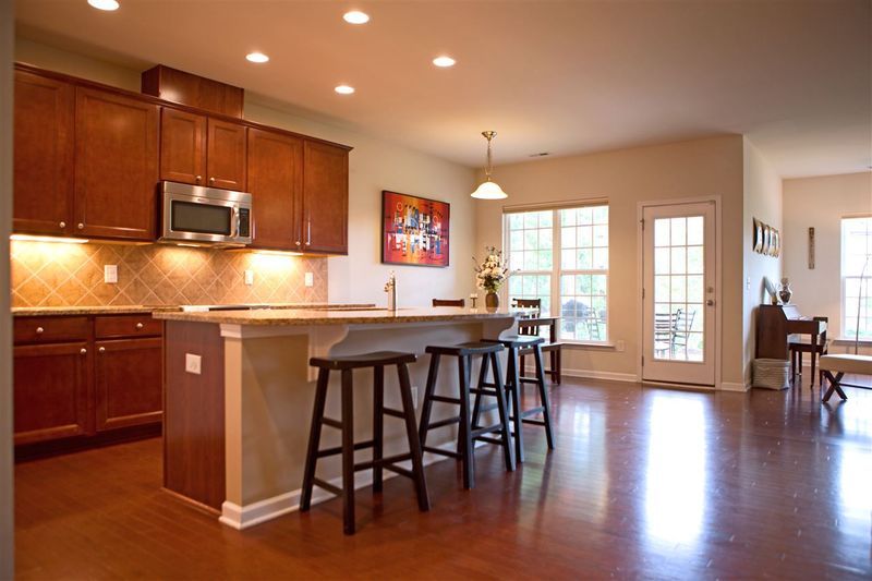 5018 Blue Jack Oak Dr, Cary, NC 27519