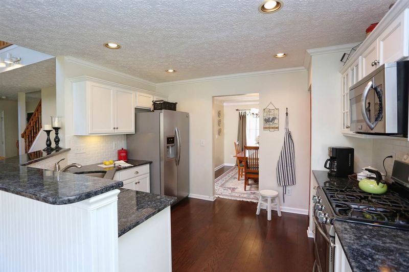 5018 Bridgewood Dr, Durham, NC 27713