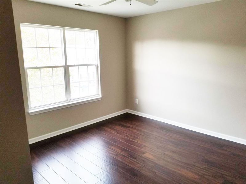 5018 Rainmaker Dr, Durham, NC 27704