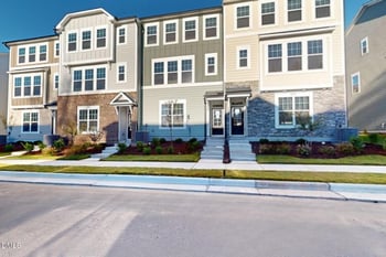 5019 Jowett's Walk Dr #33, Cary, NC 27519