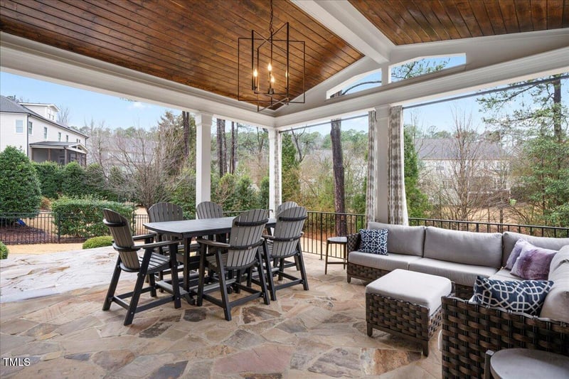 5019 Neiman Cv, Raleigh, NC 27612