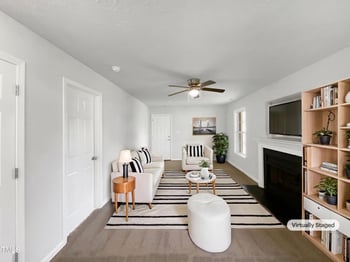 5019 Woodspring Dr, Hope Mills, NC 28348