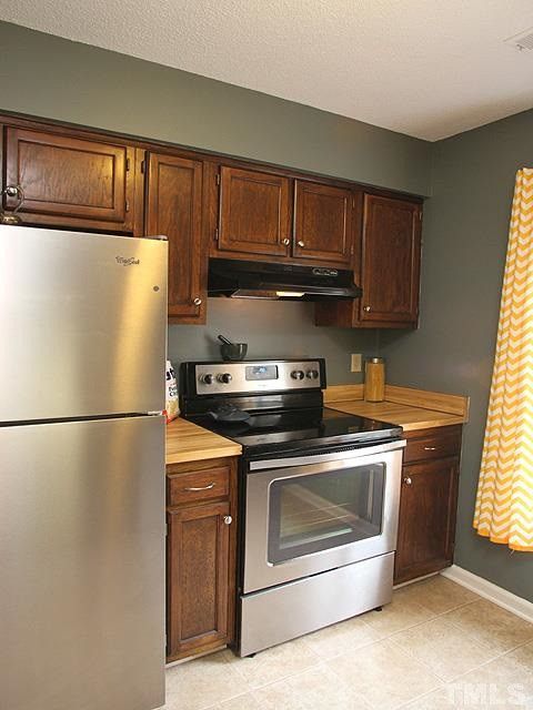 502 Applecross Dr, Cary, NC 27511