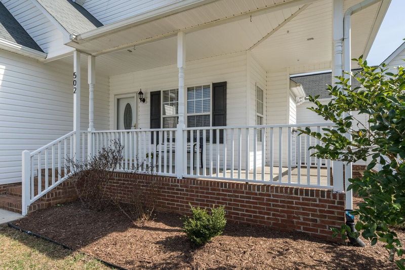 502 Beaver Creek Dr, Mebane, NC 27302