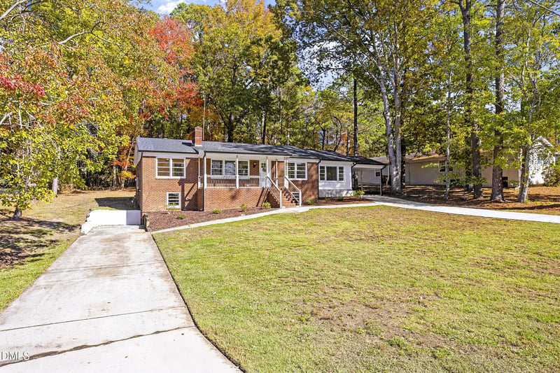 502 Burton St, Fuquay Varina, NC 27526