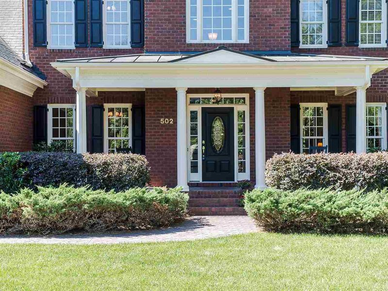 502 Connemara Dr, Cary, NC 27519
