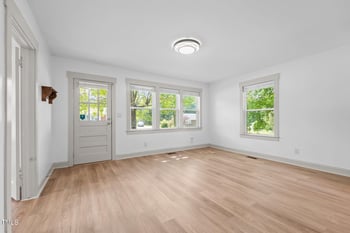 502 Eighth St, Mebane, NC 27302