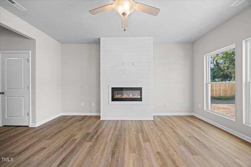 502 Elizabeth St, Selma, NC 27576