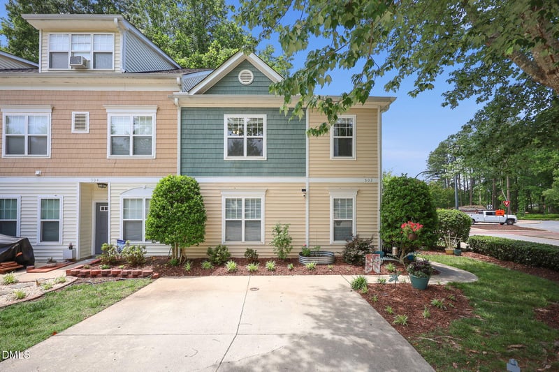 502 Elm Ave, Wake Forest, NC 27587