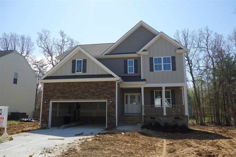 502 Everglades Dr, Mebane, NC 27302