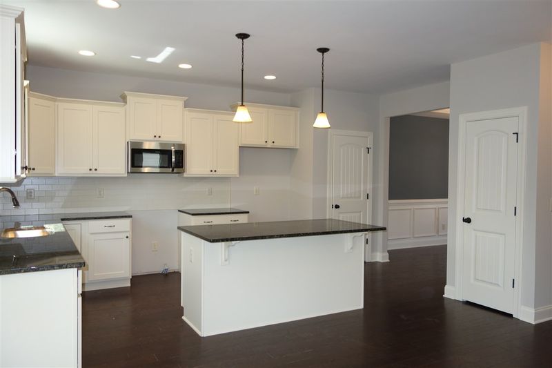 502 Everglades Dr, Mebane, NC 27302
