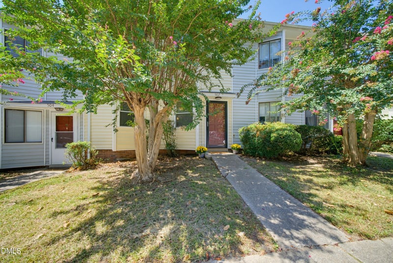 502 Garner Townes Ln, Garner, NC 27529