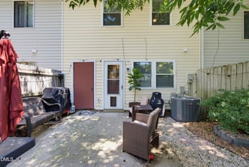 502 Garner Townes Ln, Garner, NC 27529