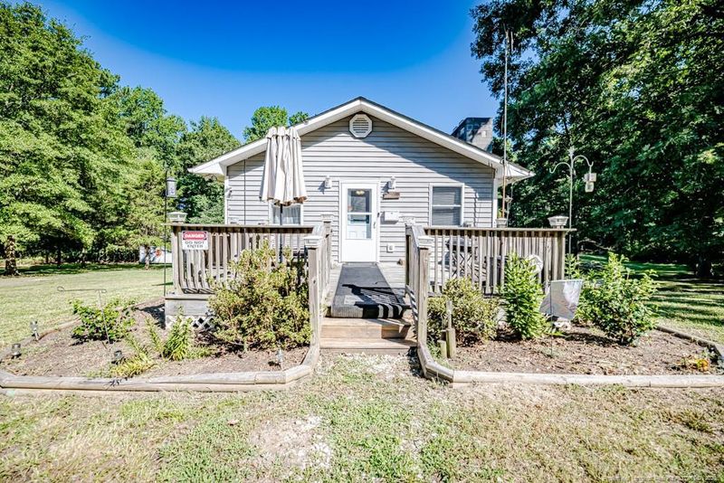 502 Laws Rd, Sanford, NC 27330
