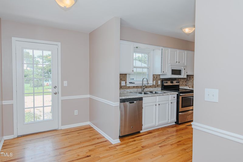 502 Lemontree Ct, Graham, NC 27253