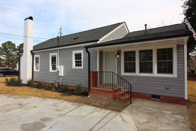 502 E Morris Ave, Benson, NC 27504
