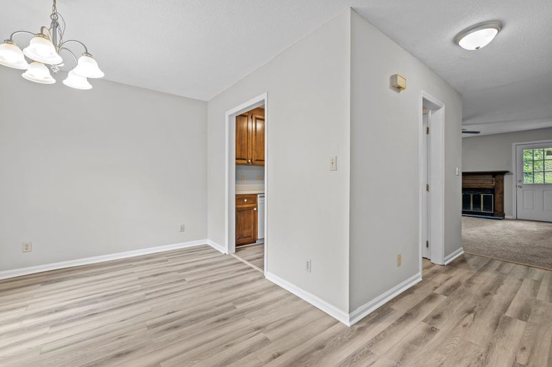 502 Oak Run Dr, Raleigh, NC 27606