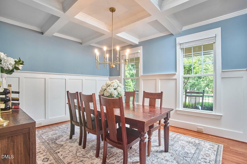 502 Oxfordshire Ln, Chapel Hill, NC 27517